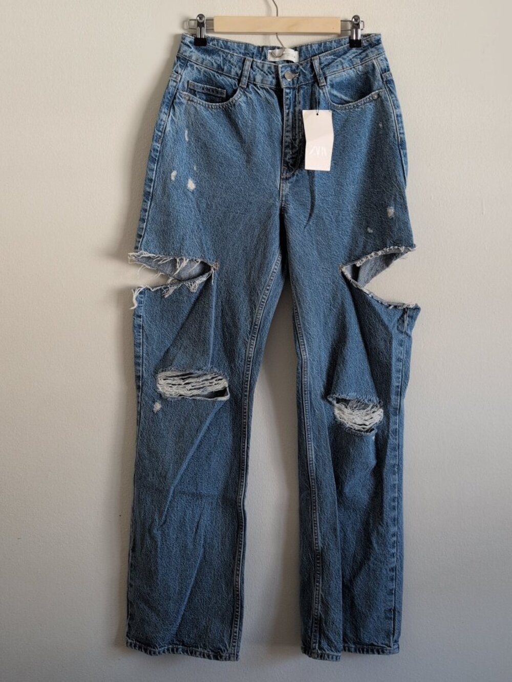 Viral Zara Z1975 Mid-Rise Ripped Cut-Out Straight Leg Jeans